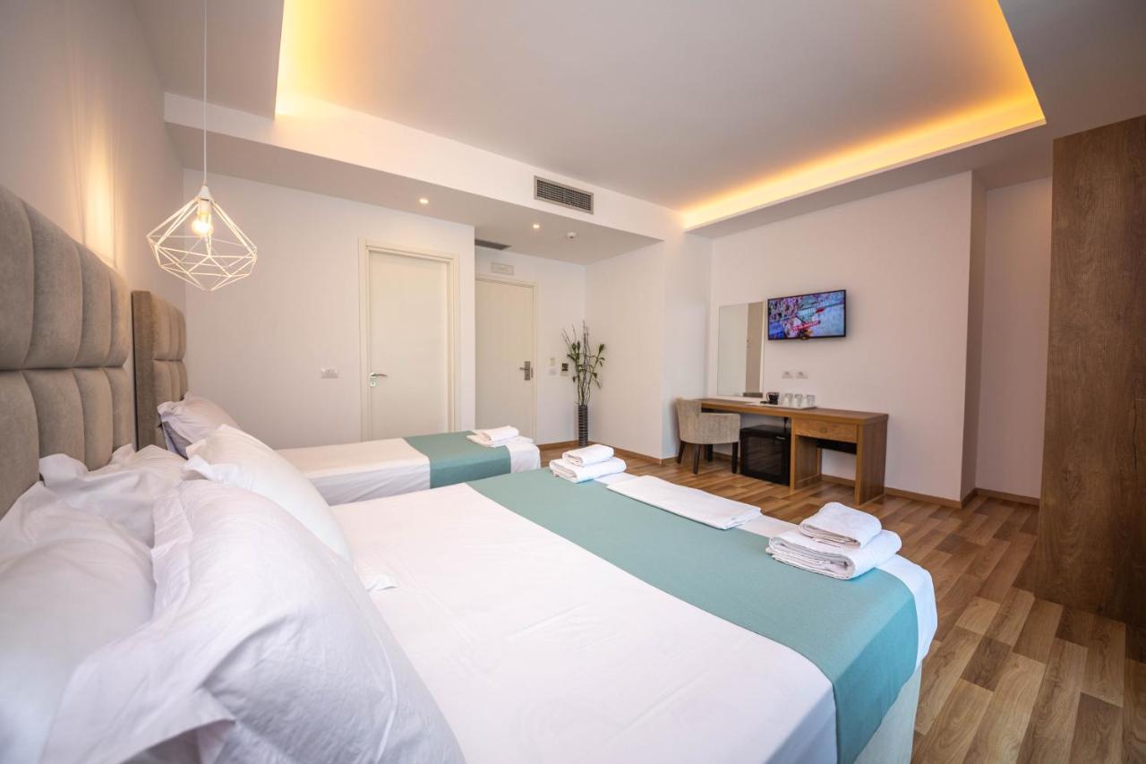 Bianco Hotel Ksamil Bagian luar foto