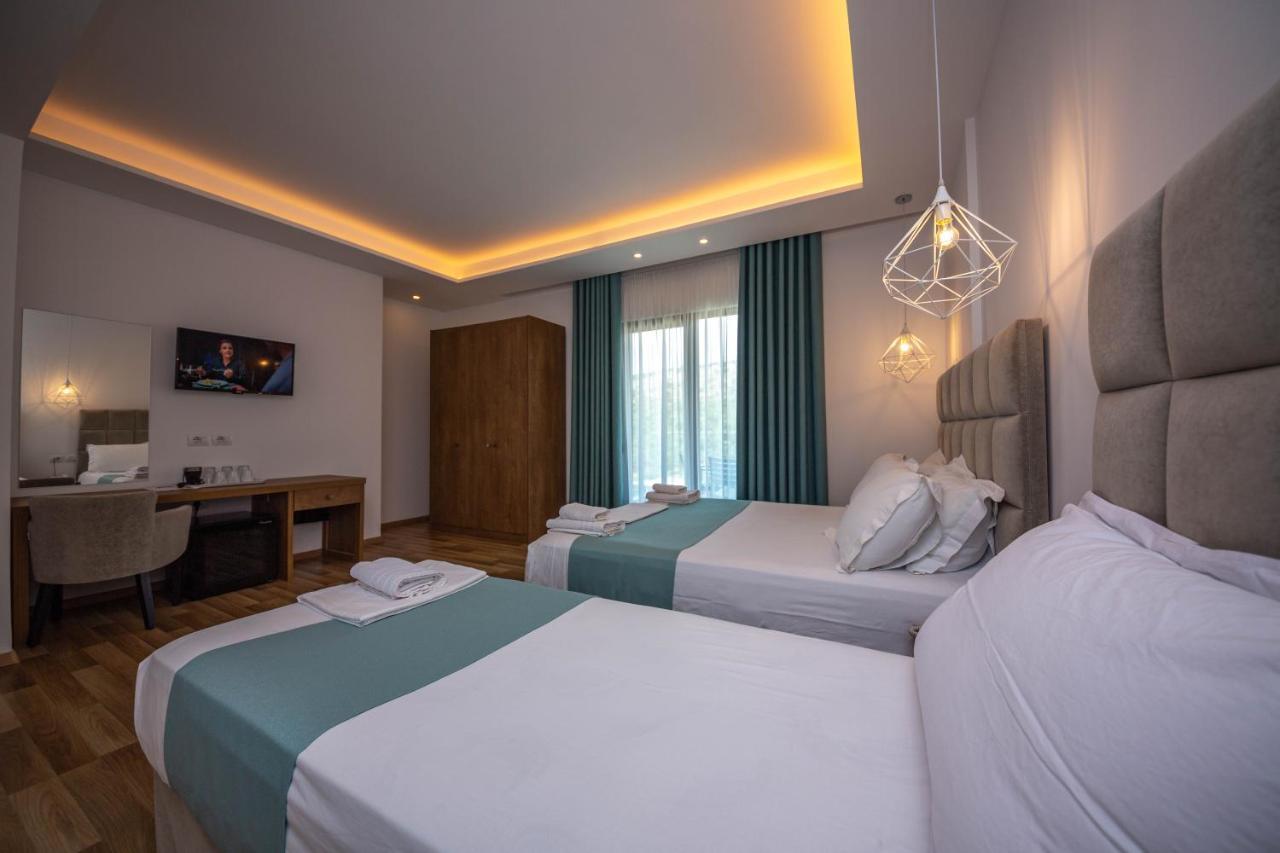 Bianco Hotel Ksamil Bagian luar foto