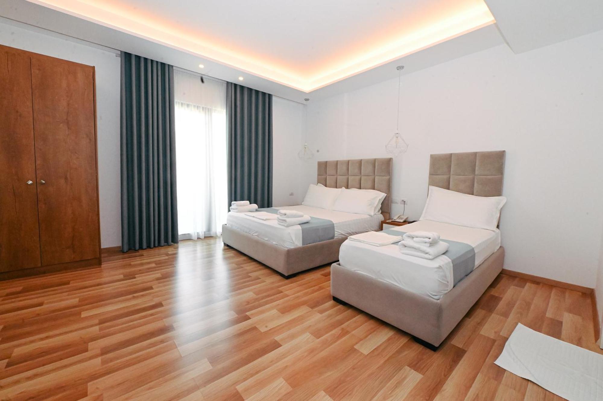 Bianco Hotel Ksamil Bagian luar foto