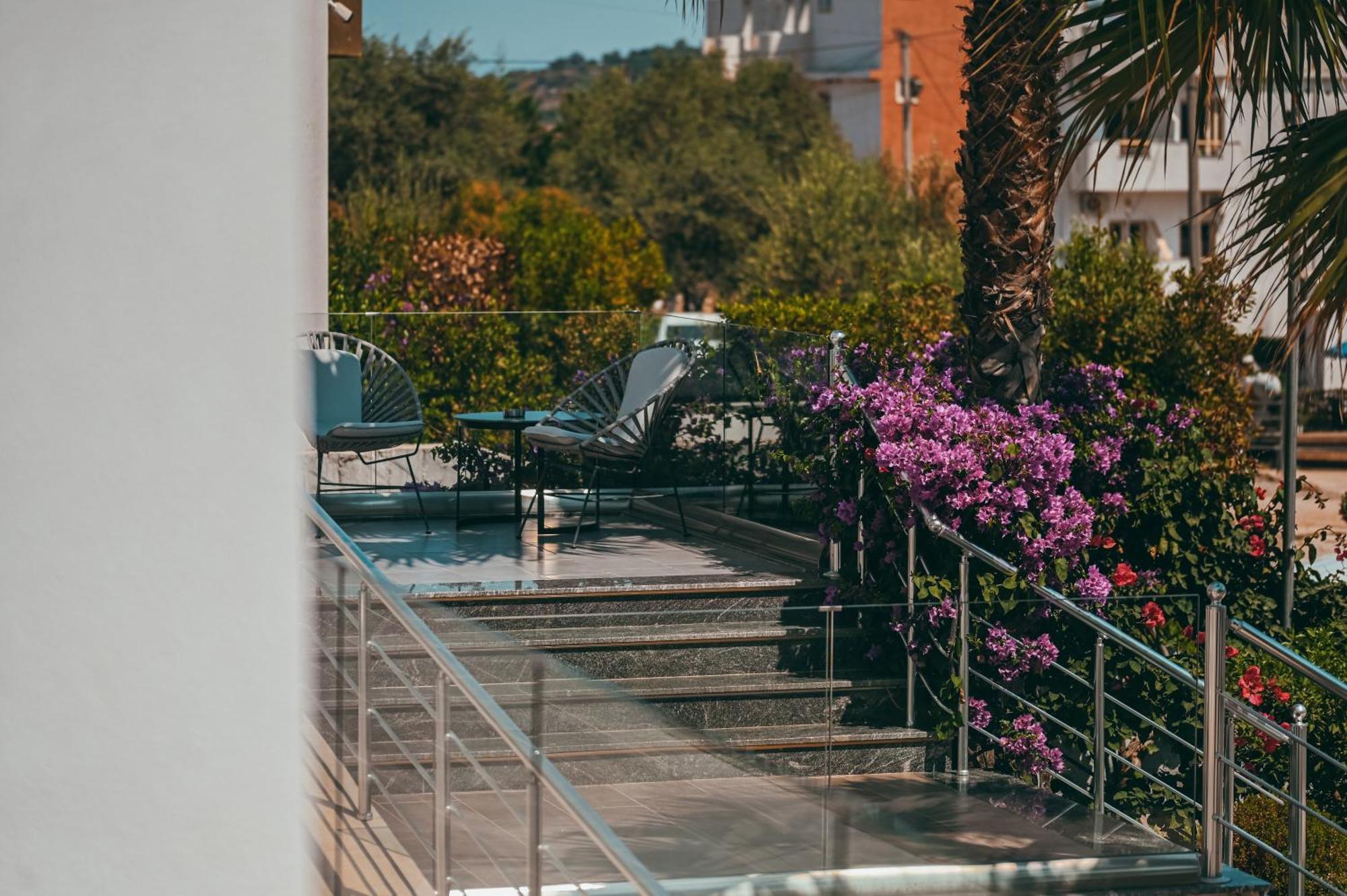 Bianco Hotel Ksamil Bagian luar foto