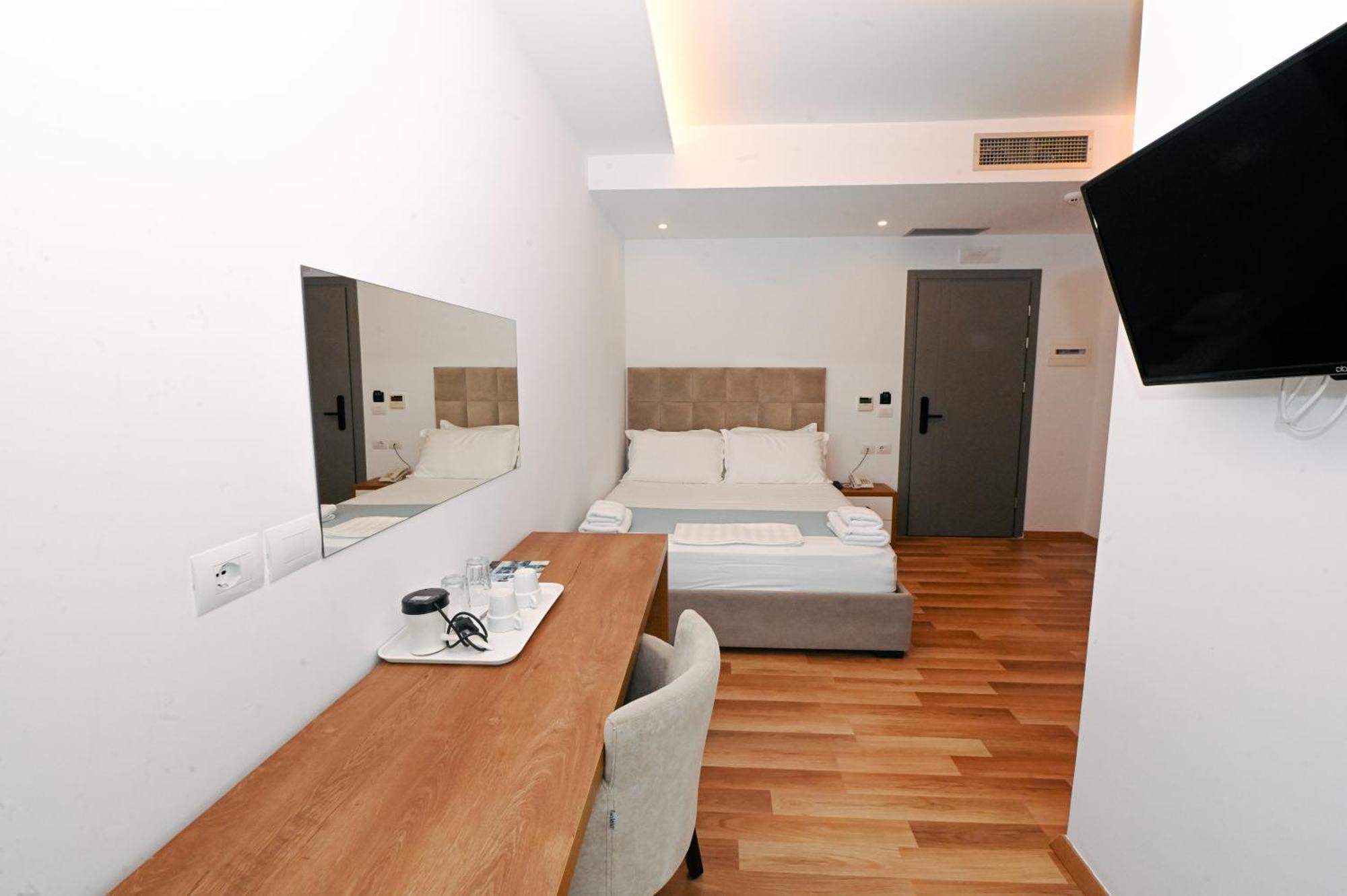Bianco Hotel Ksamil Ruang foto