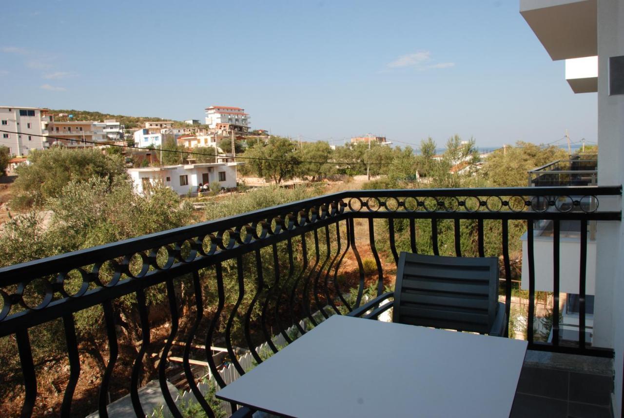 Bianco Hotel Ksamil Bagian luar foto