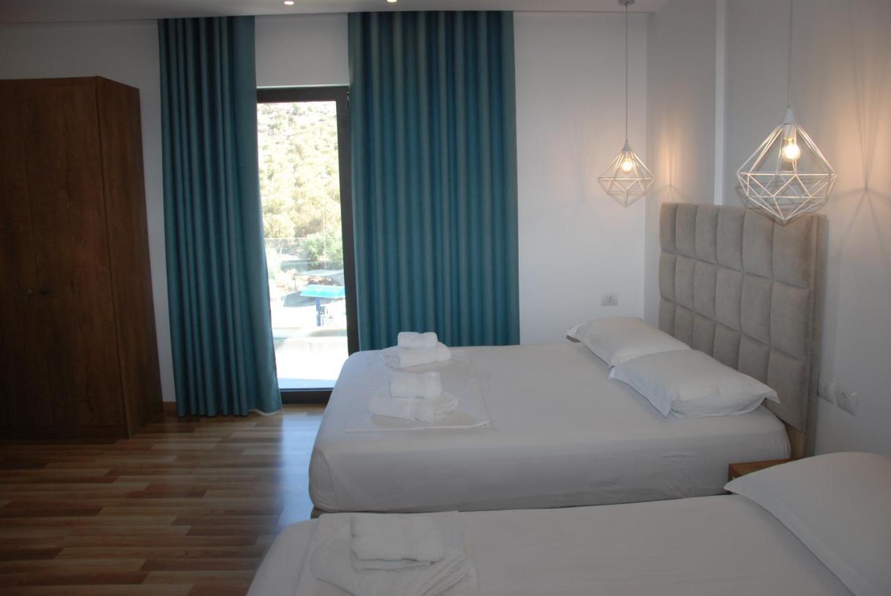 Bianco Hotel Ksamil Bagian luar foto